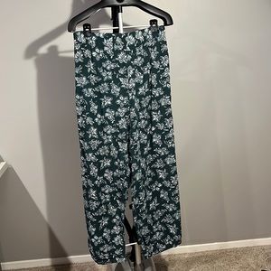 Ladies Linen Floral Pants Size 24W
